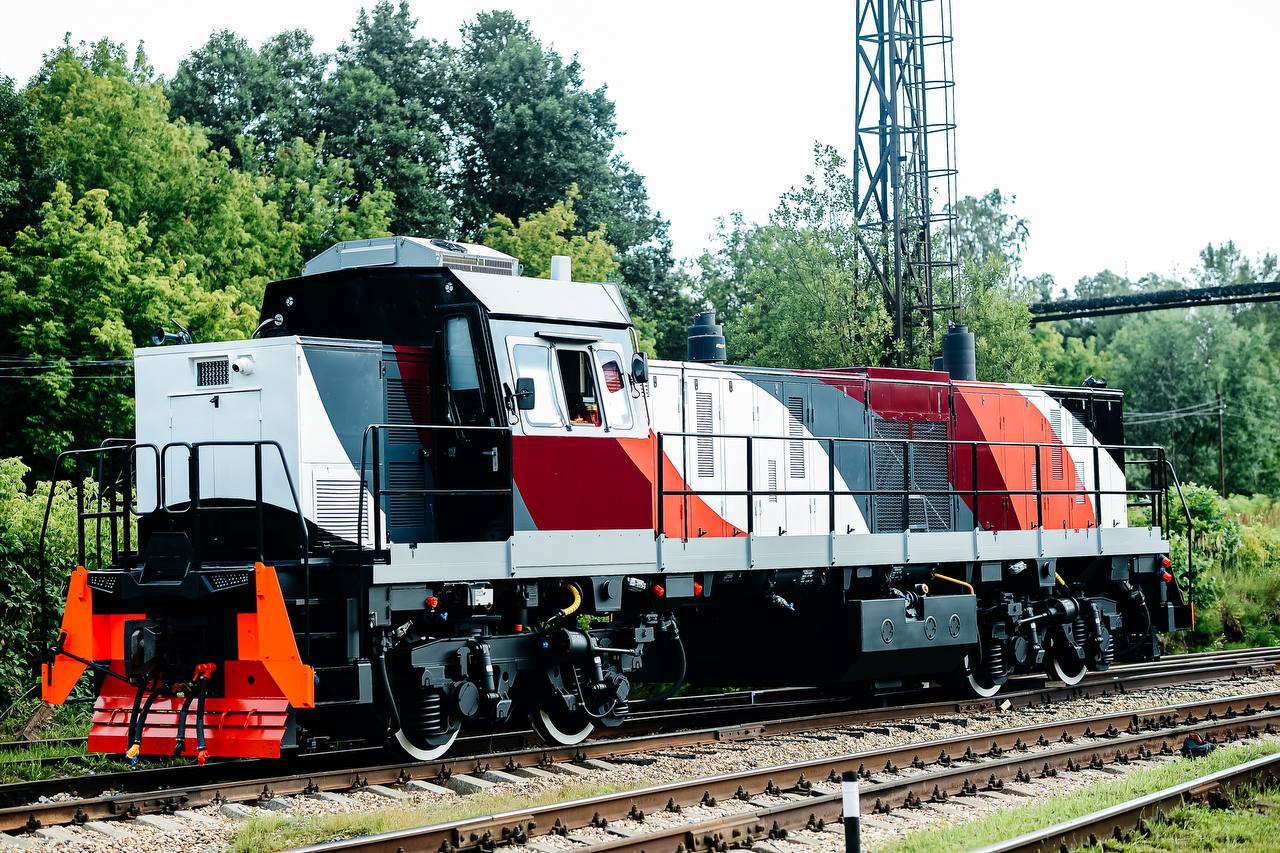 Тепловозы ТЭМ9, ТЭМ14 и ТЭМ10 включены в реестр Минпромторга 
