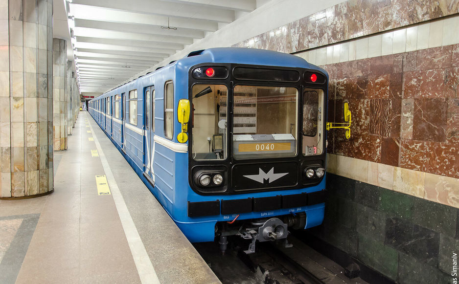 Власти Новосибирска планируют приобрести поезда метро