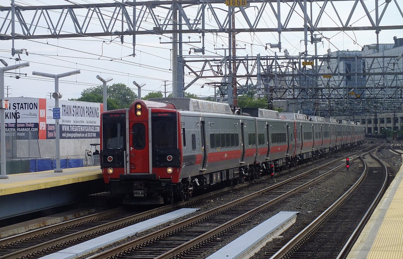 Коннектикут рассматривает замену электропоездов дизельным подвижным составом