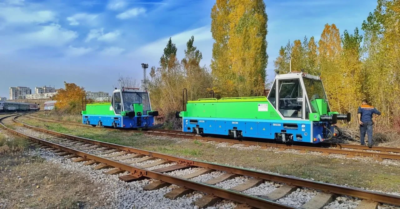 Укрзалізниця купит аккумуляторные маневровые локомотивы в Болгарии  