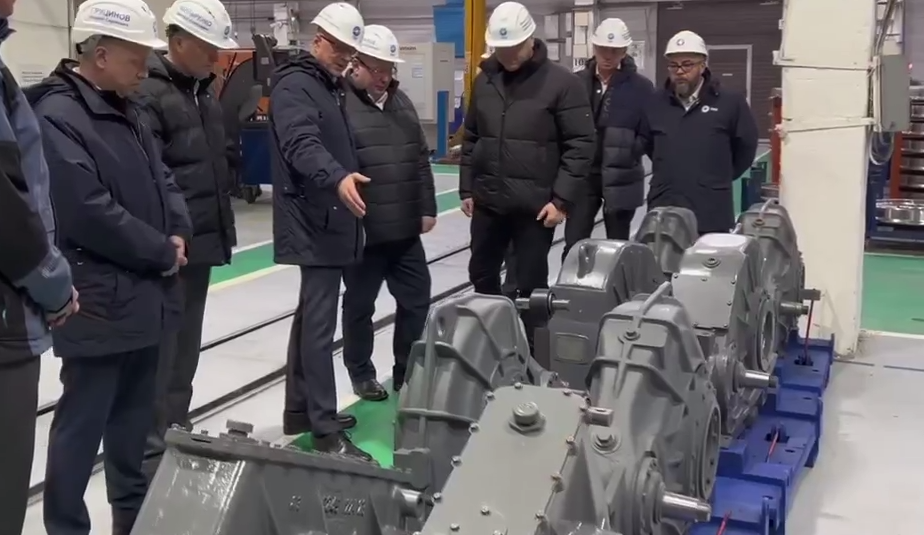 Силовую установку водородного поезда ТМХ планирует смонтировать в мае