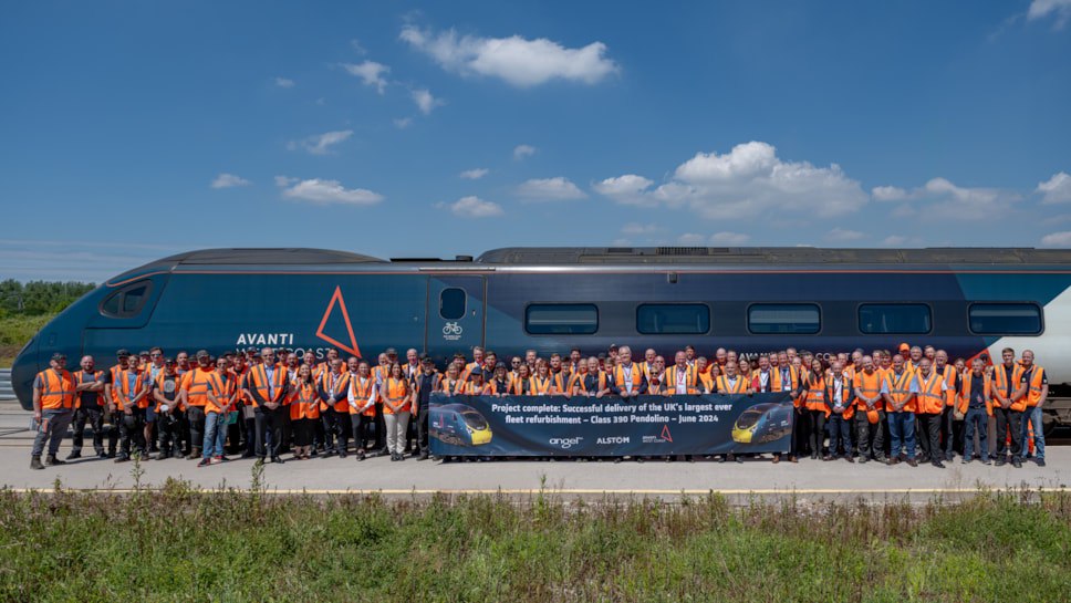 На заводе Alstom в Великобритании завершился ремонт поездов Class 390