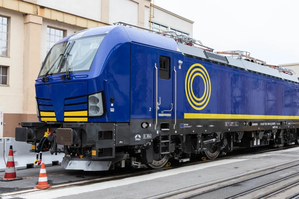 Siemens Mobility получил еще два заказа на локомотивы Vectron MS