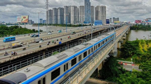 В Хошимине открылась первая линия метро