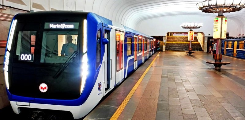 «Метровагонмаш» поставит еще 15 вагонов метро для Минска