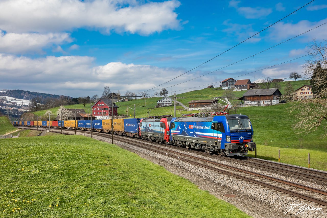 SBB Cargo заказал 20 локомотивов Vectron